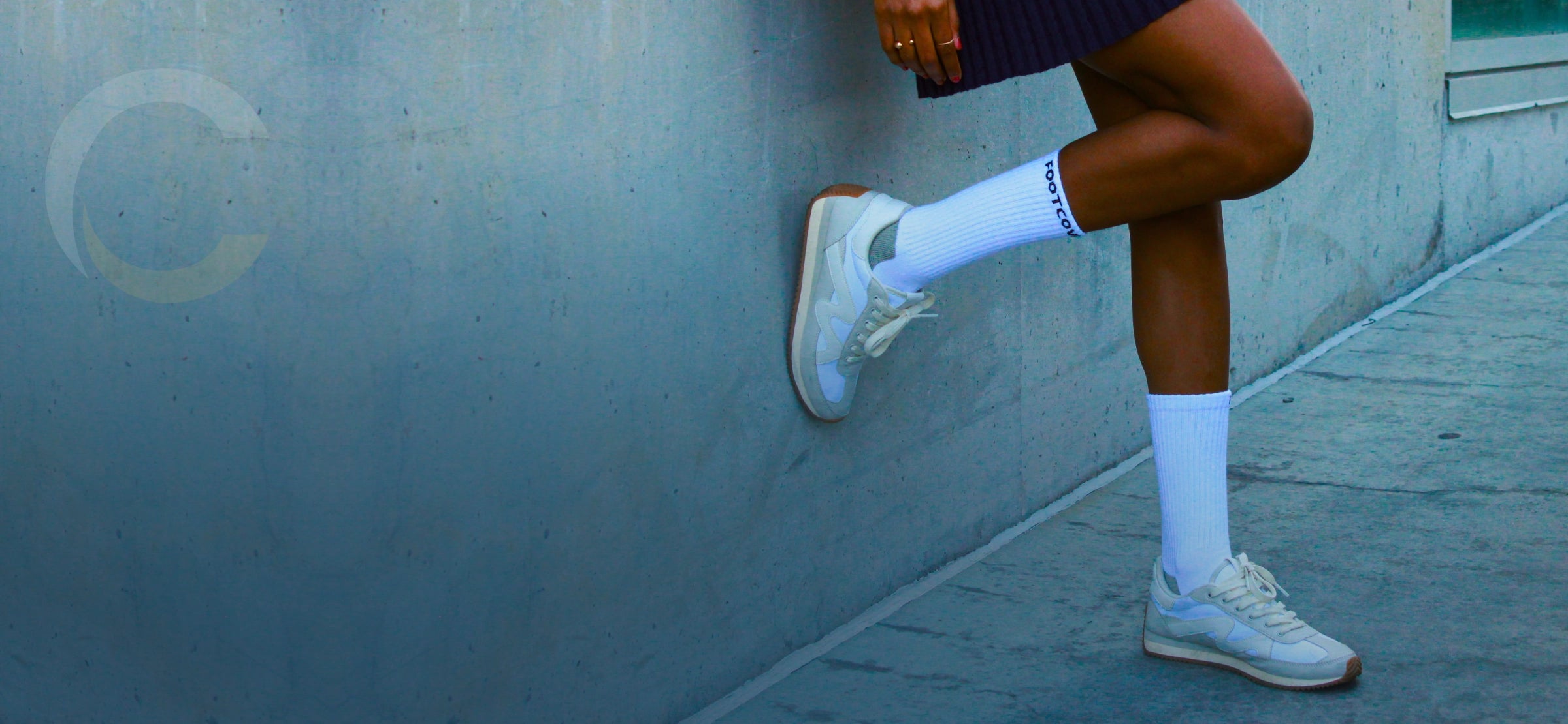 Footcovr white socks